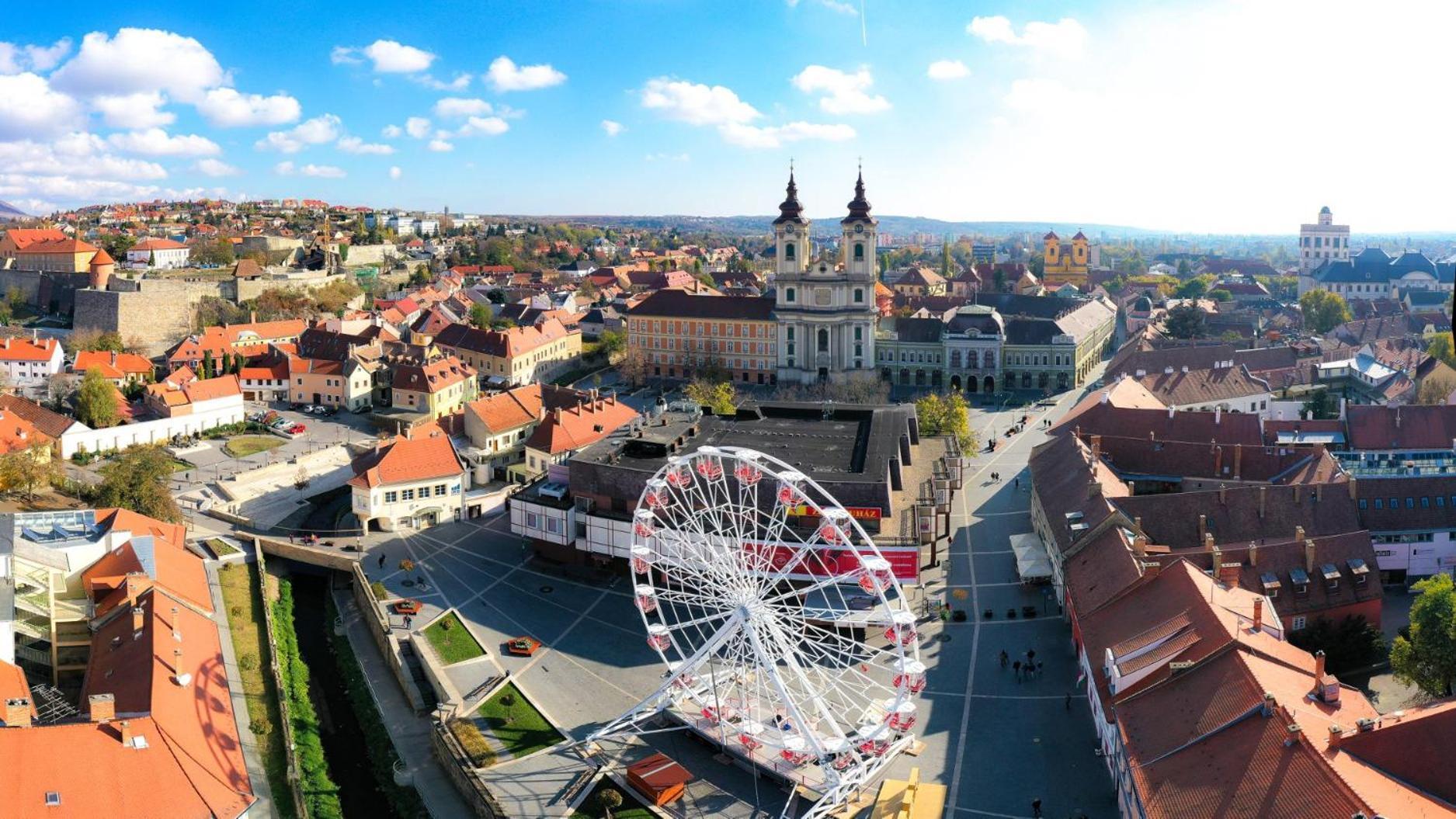 Hotel Unicornis Eger Luaran gambar
